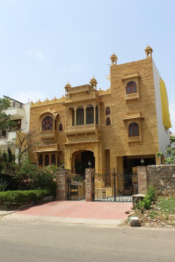 Jaisal Castle Homestay جايبور المظهر الخارجي الصورة